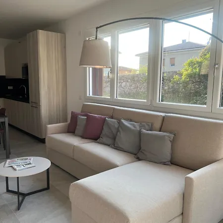 Kairos House Апартаменти Бардоліно